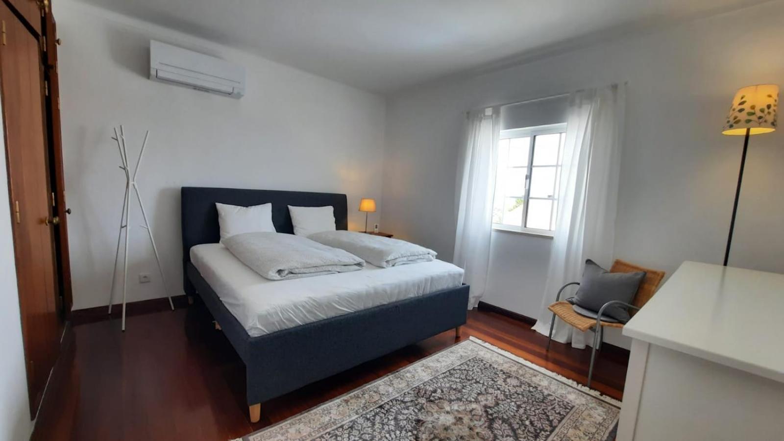 Casa Clerigo Espartal Bed & Breakfast Алжезур Стая снимка